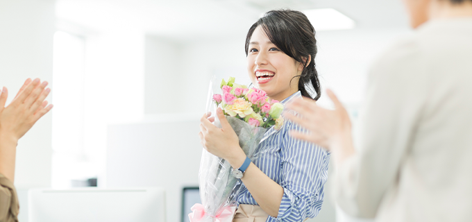 【幹事必見】壮行会の意味とは？送別会との違いや流れを紹介！ | バイトルマガジン