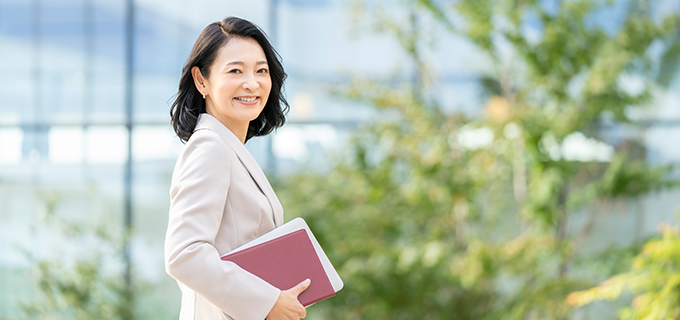 正社員になりたい40代女性へ！転職のポイントとおすすめ職種8選を紹介 | バイトルマガジン